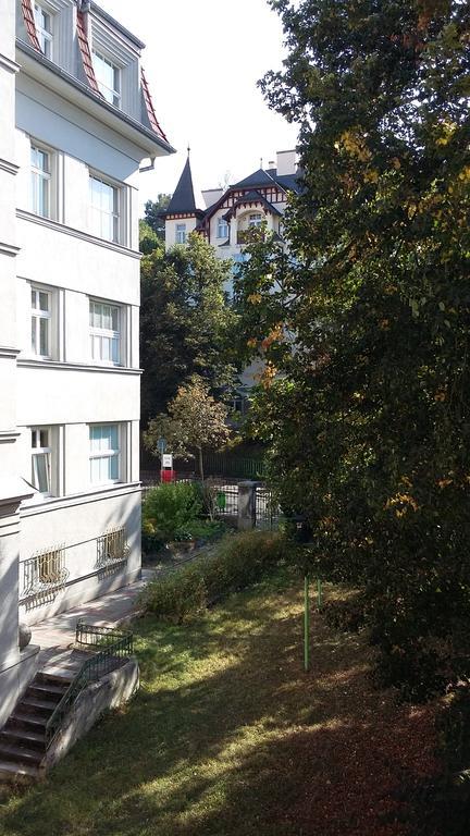 Apartment Krale Jiriho Карлови Вари Екстериор снимка